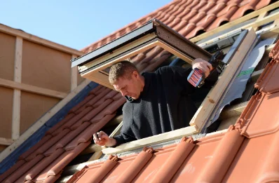Pose de fenêtres de toit Velux à Choisel